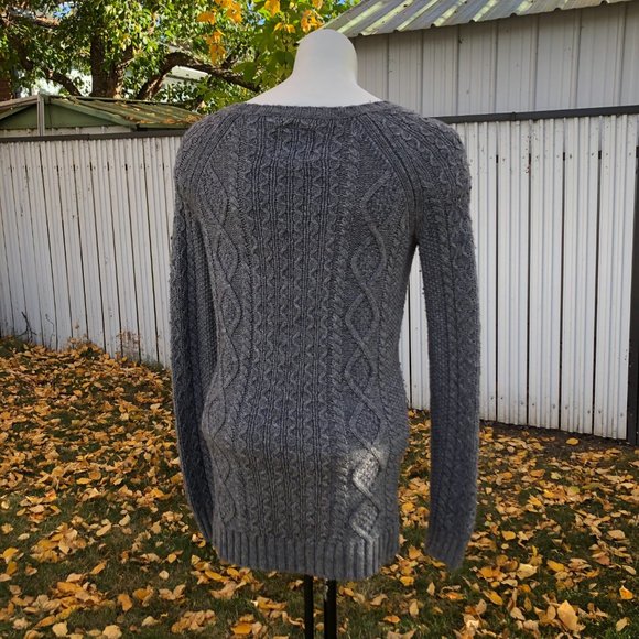Grey Cable-Knit Sweater - Picture 3 of 4